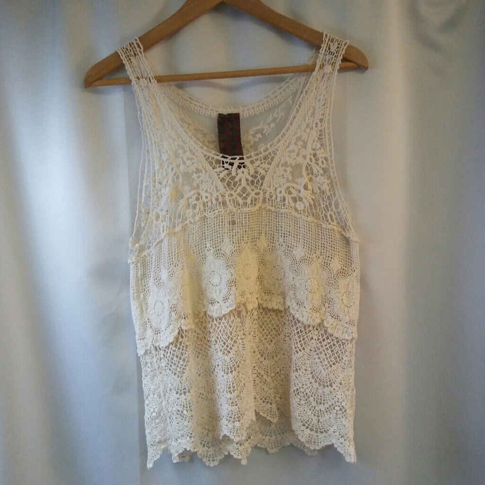 WallpapHER Boho Sleeveless Delicate Lace B…